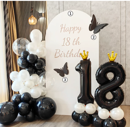 Black and gold birthday decoration for an 18th birthday in Magdeburg