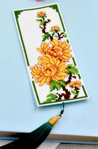 Cross-stitch charm - Chrysanthemum at Kleines Glück in Magdeburg