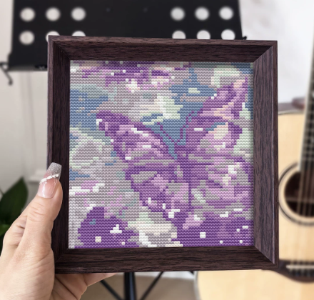 Cross-stitch kit - Purple butterfly at Kleines Glück in Magdeburg