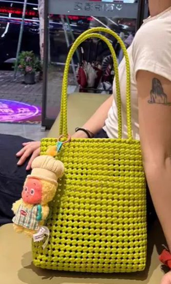 Woven handbag at Kleines Glück in Magdeburg