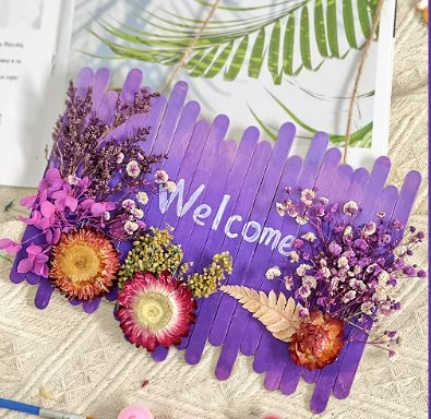 DIY-Sets Türschild DIY · Weiß mit Trockenblumen Detail 1 bei Kleines Glück in Magdeburg