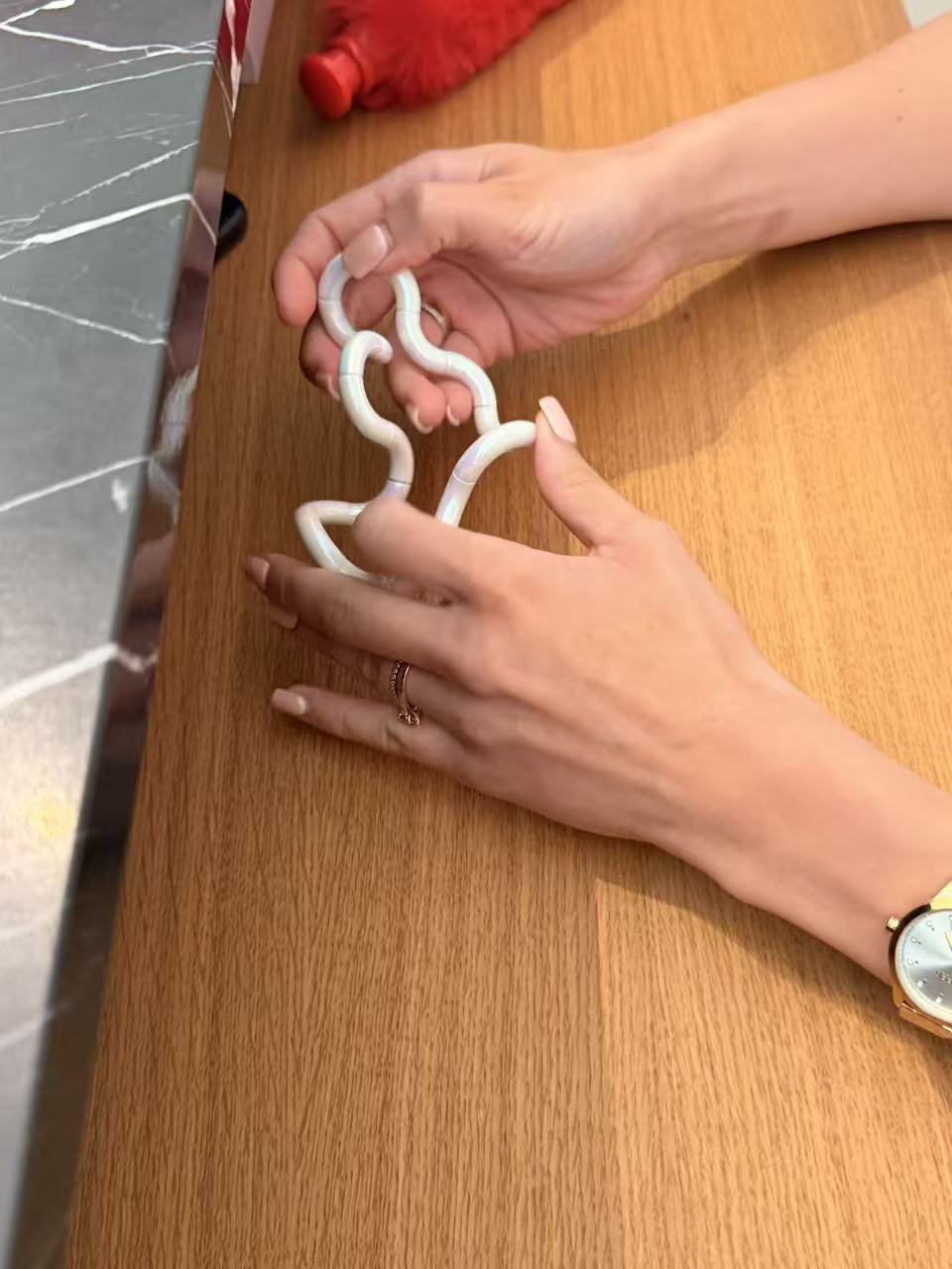 Handgefertigte Produkte Stressspiel Twisty · Rosa Detail 2 bei Kleines Glück in Magdeburg